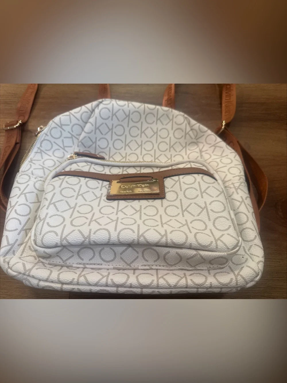 Calvin Klein Women's Backpack **BROKEN ZIPPER DISCOUNT**